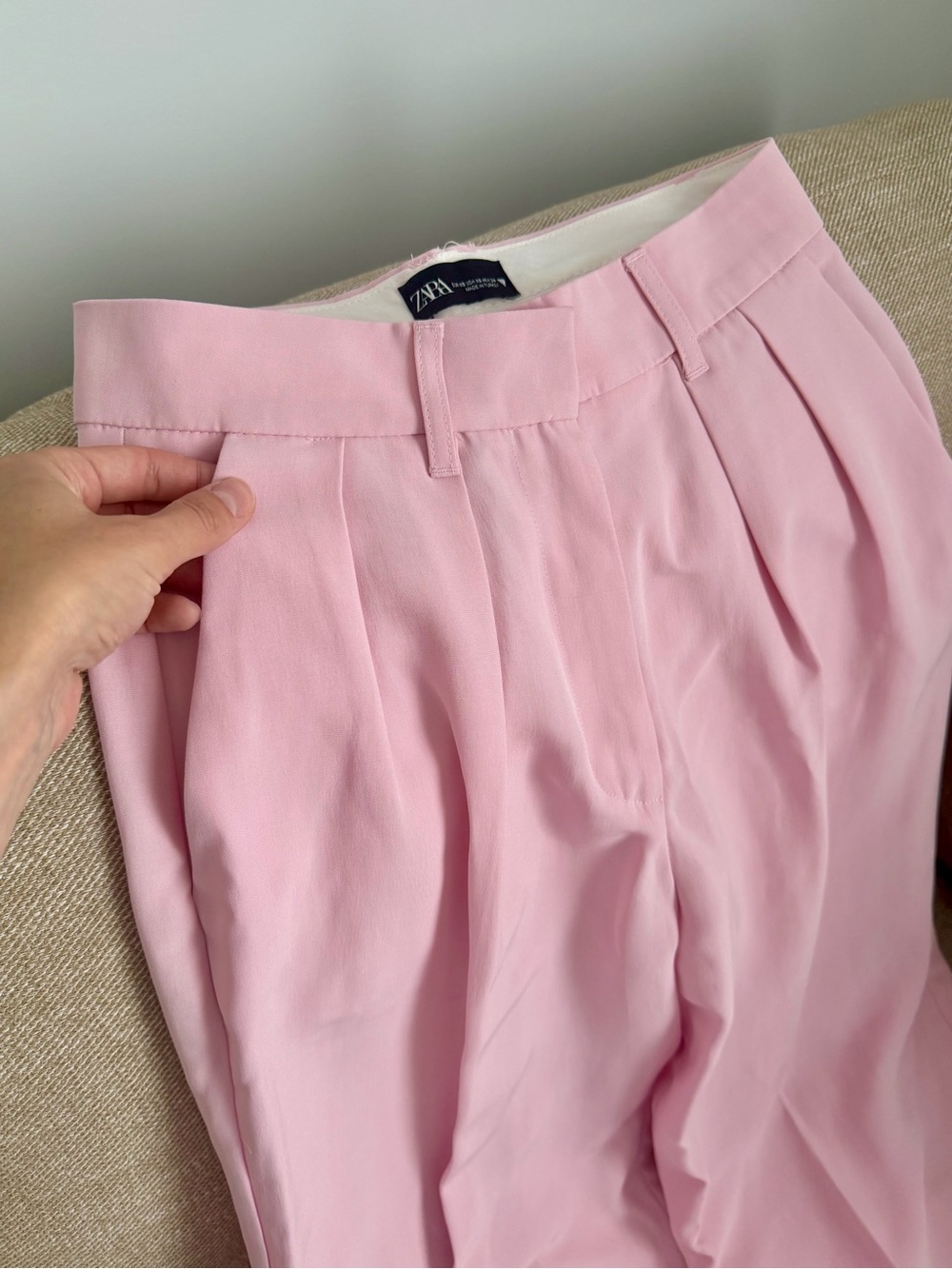ZARA Pink Pleated High-Waist Trousers